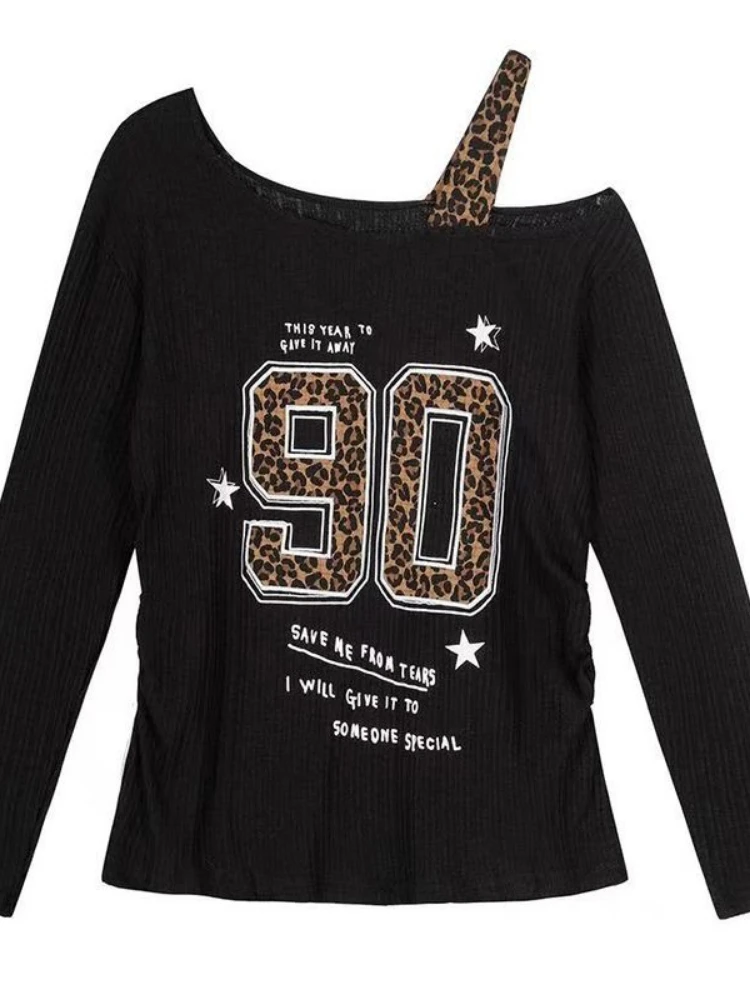 Embroidery A - T-Shirt con Stampa Leopardata Stile Y2K,