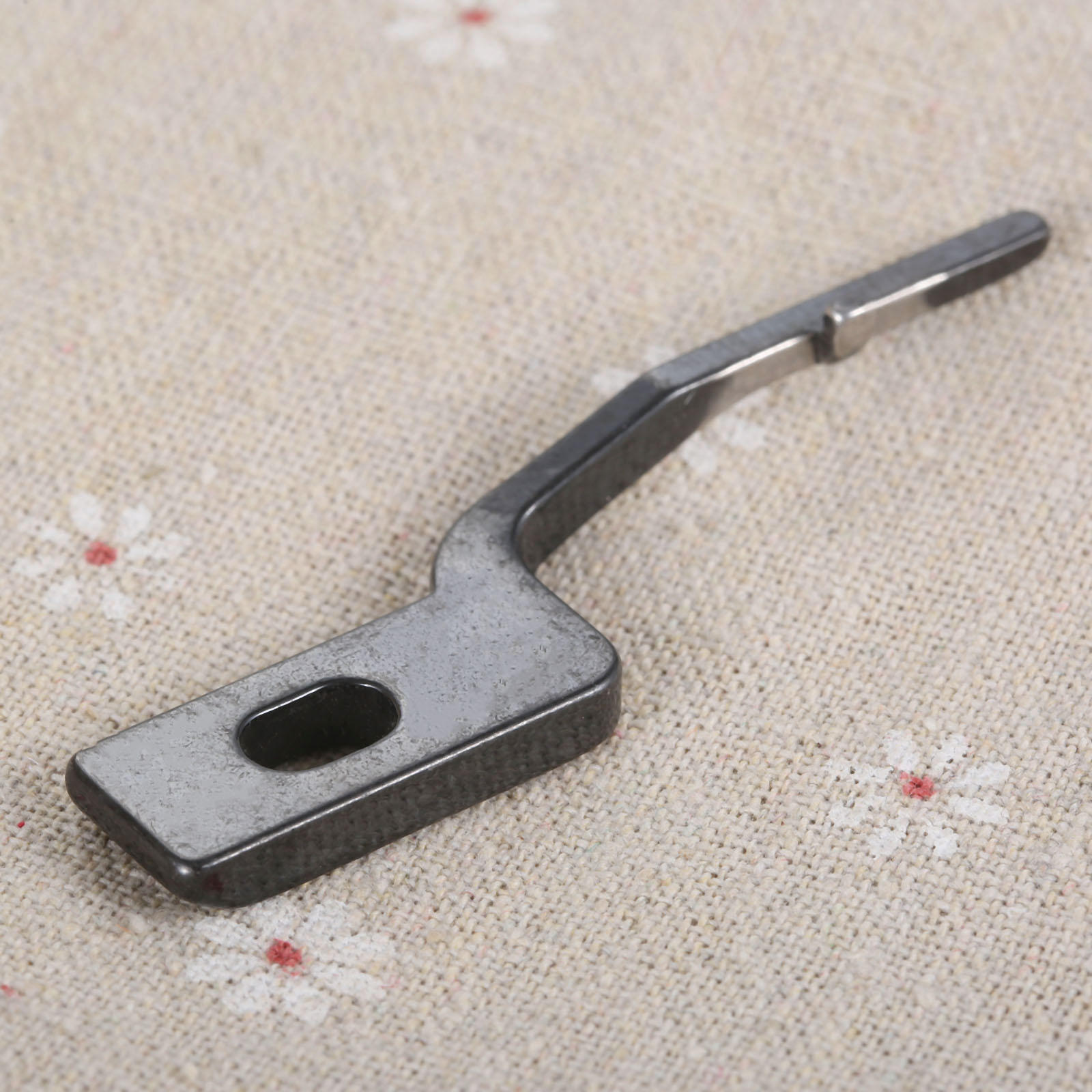 Embroidery Converter - Macchina da cucire in metallo gancio