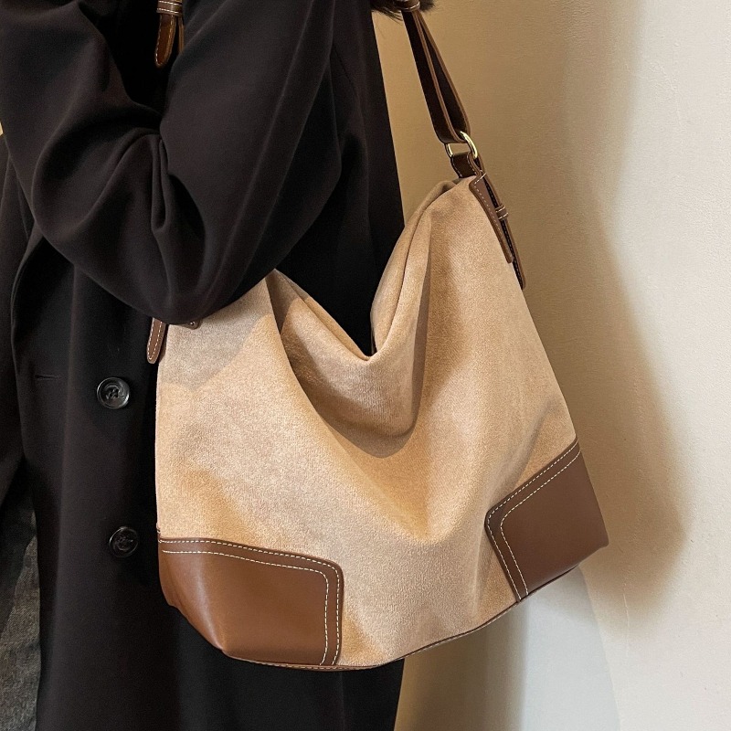 Borse tote in pelle scamosciat - Embroidery Class recensione e prezzo