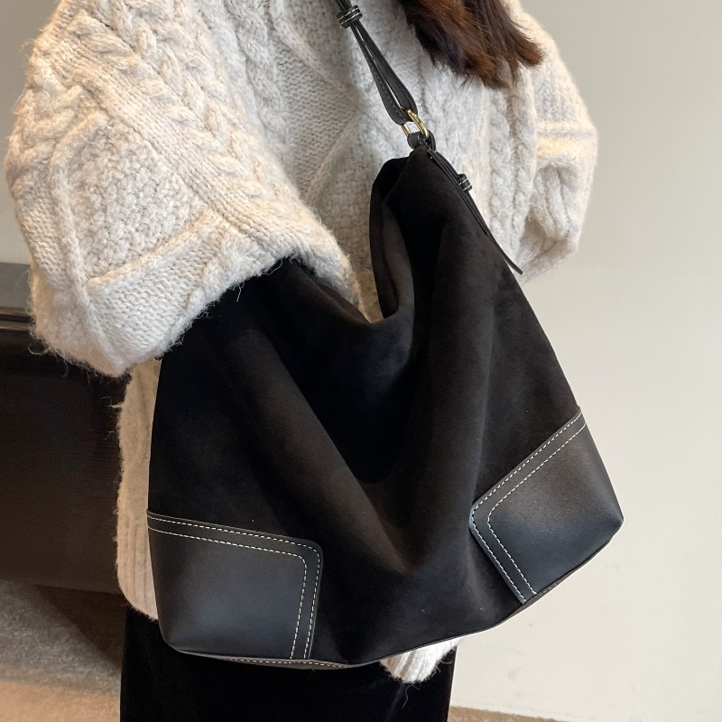 Borse tote in pelle scamosciat - Embroidery Class recensione e prezzo