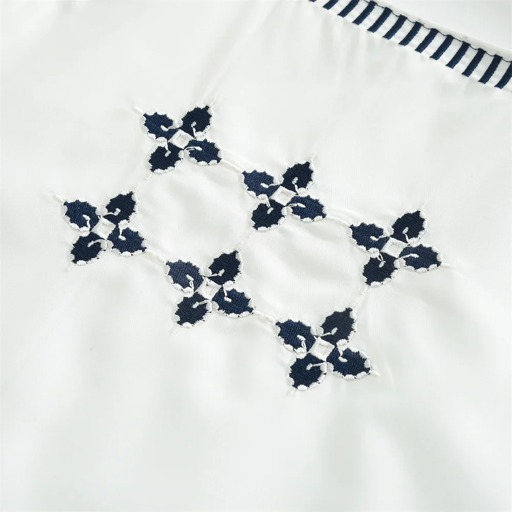 Set di abbigliamento per bambi - Embroidery Class recensione e prezzo