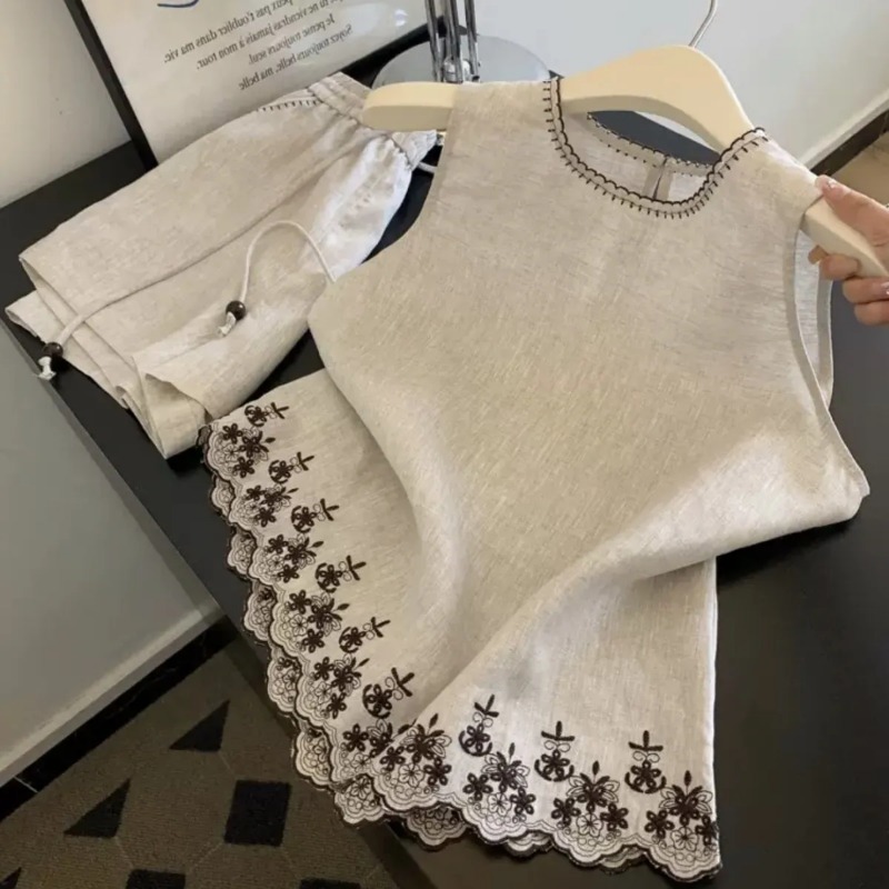 Semplice stile vecchio denaro  - Embroidery Class recensione e prezzo