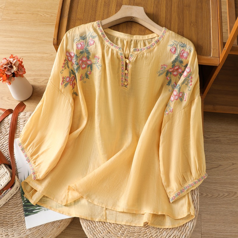 Abbigliamento da donna in stil - Embroidery Class recensione e prezzo