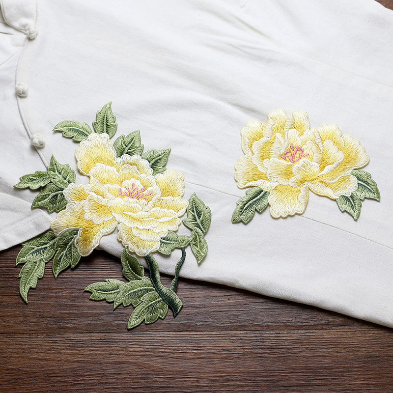 1 paio di applicazioni ricamat - Embroidery Yellow Flower recensione e prezzo
