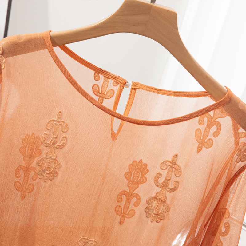Camicetta a maniche lunghe da  - Embroidery Class recensione e prezzo