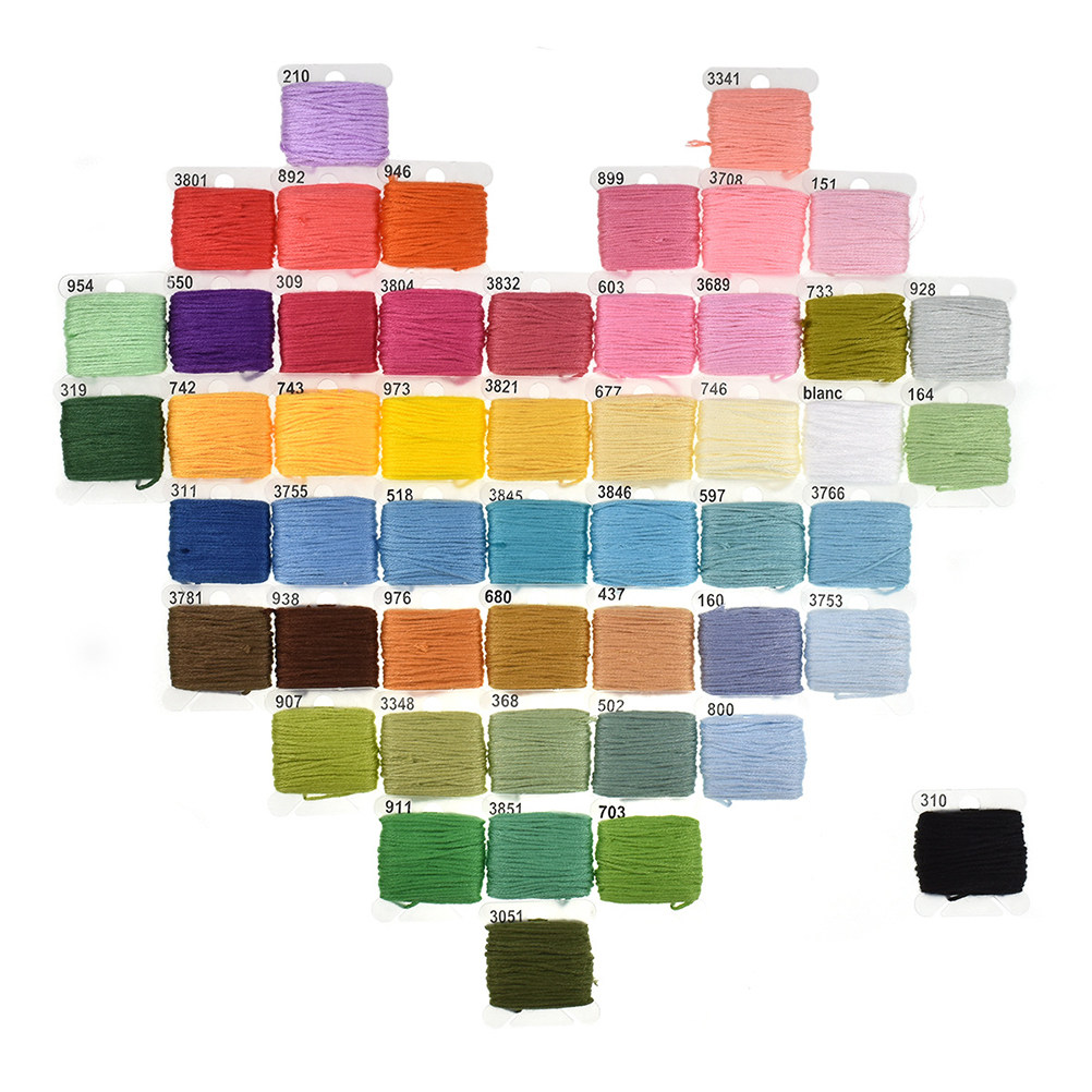 Kit Ricamo Assortito da 50 Pez - Embroidery Free Pattern recensione e prezzo