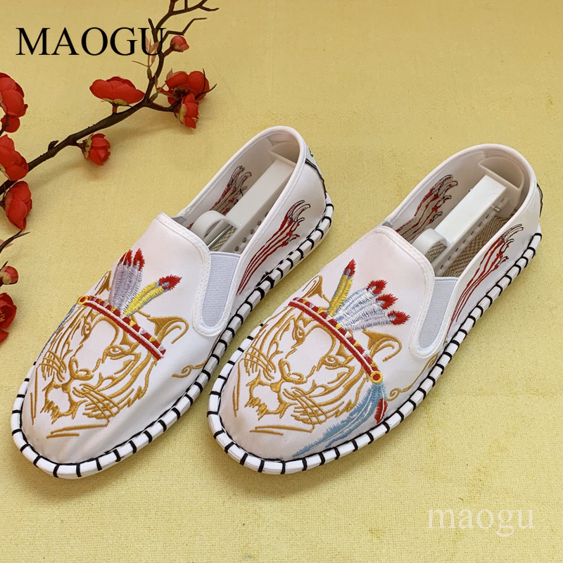Scarpe Unisex in Stile Cinese  - Embroidery Free Pattern recensione e prezzo