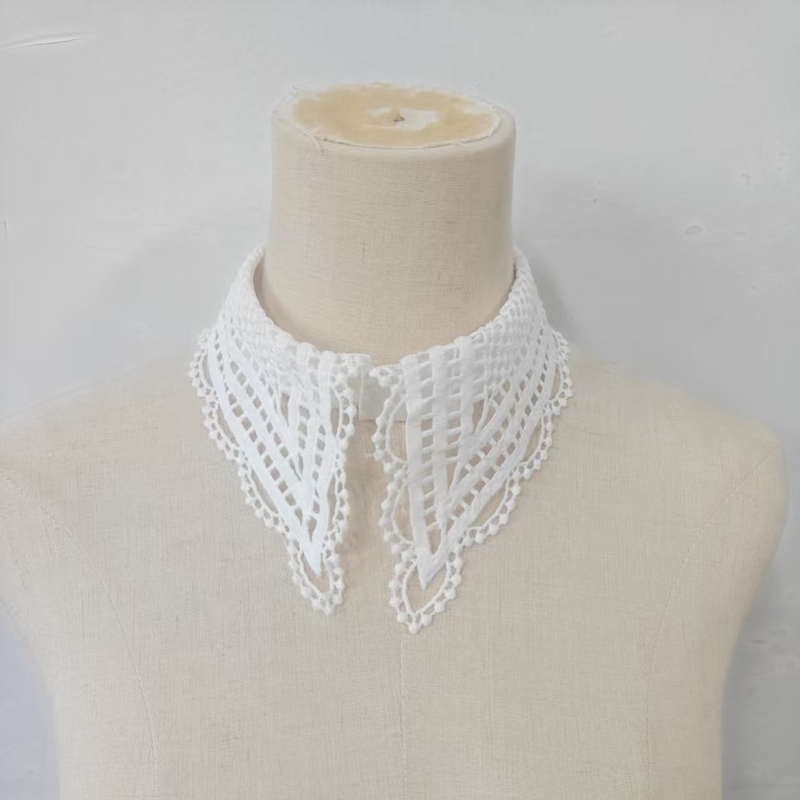 Colletto Finto Bianco da Donna - Embroidery A recensione e prezzo