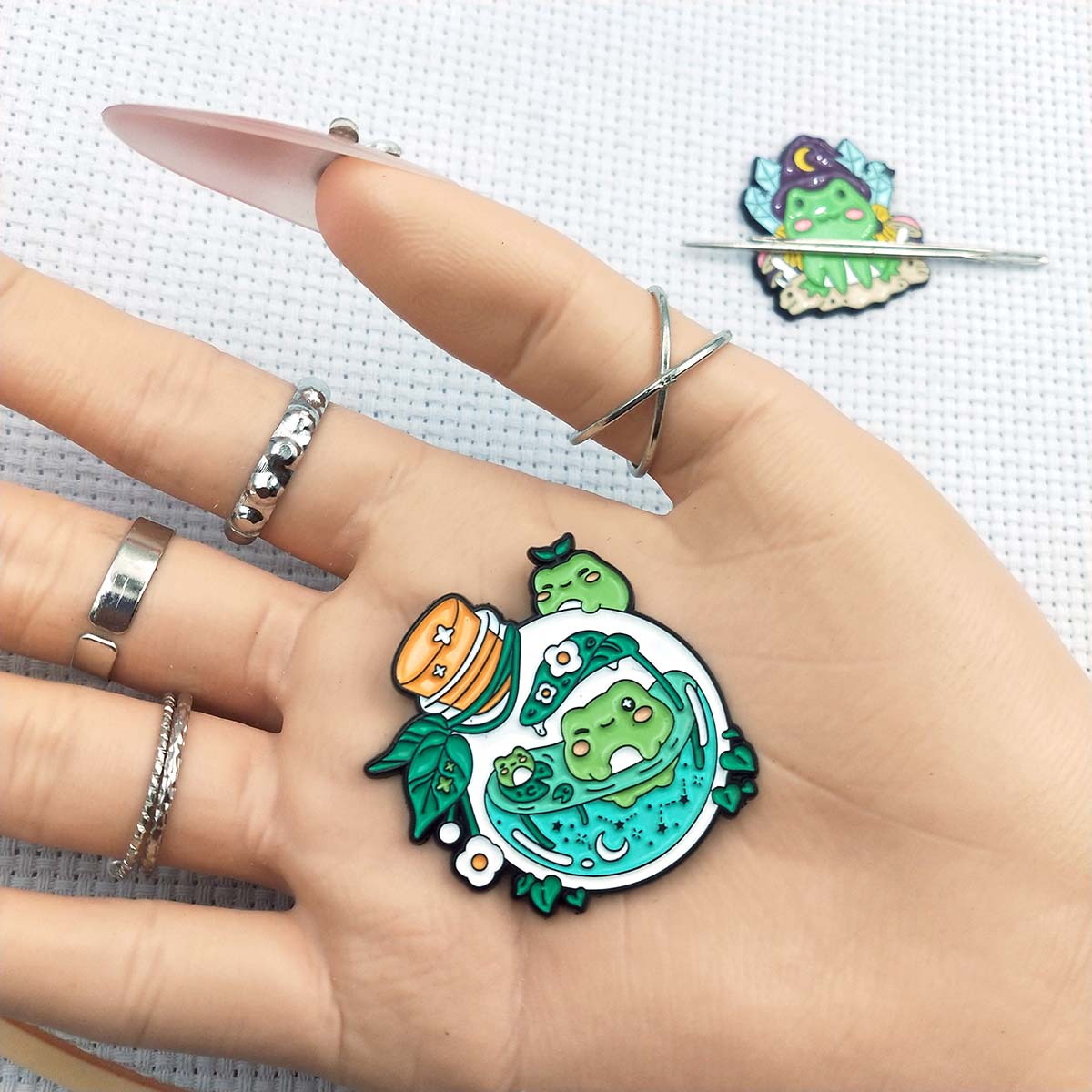 Porta-Aghi Magnetico a Forma d - Embroidery Hoop Square recensione e prezzo