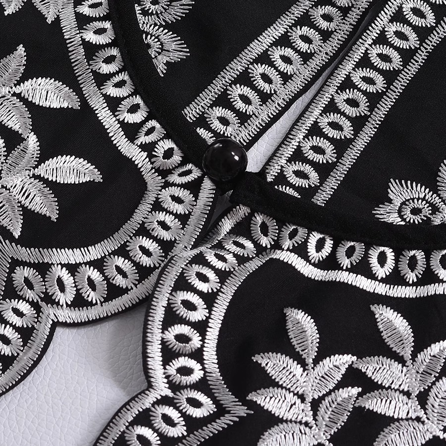 Nuovo Colletto Decorativo in S - Embroidery On Black Shirt recensione e prezzo